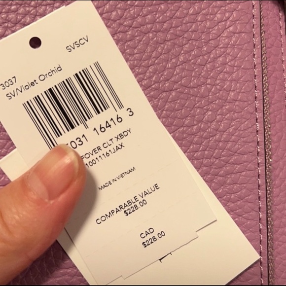 Coach Lavender crossbody bag . Brandnew - Picture 4 of 4